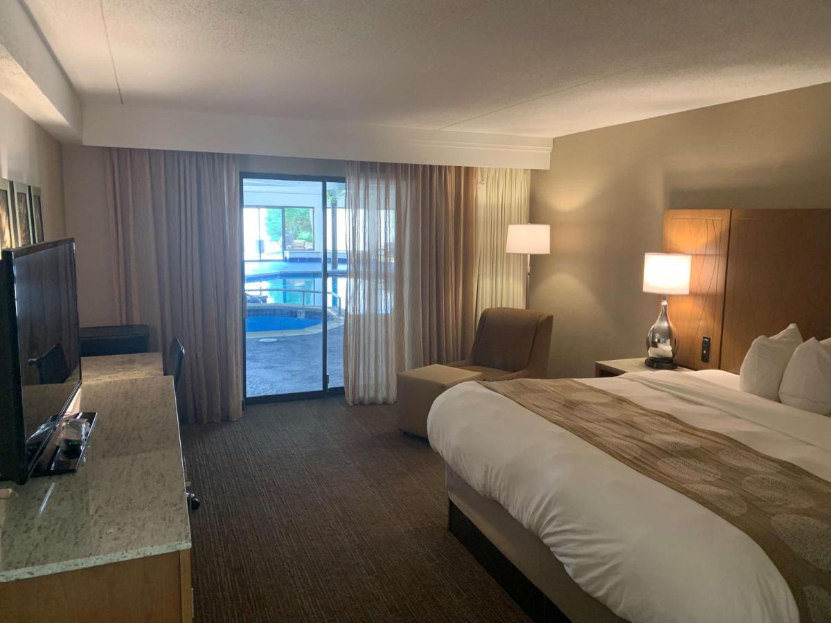 Radisson Hotel Detroit-فارمنجتون هيلز المظهر الخارجي الصورة