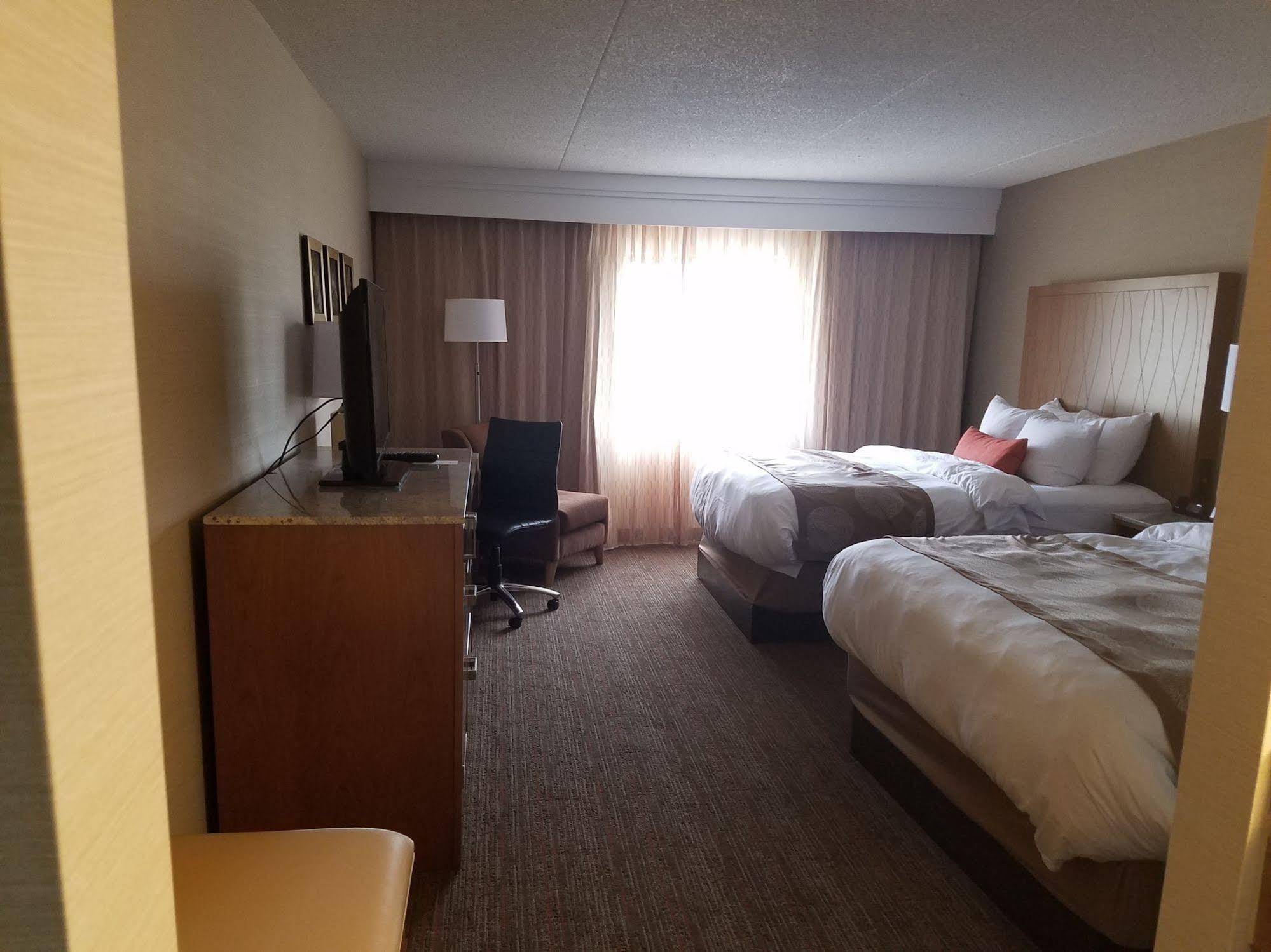 Radisson Hotel Detroit-فارمنجتون هيلز المظهر الخارجي الصورة