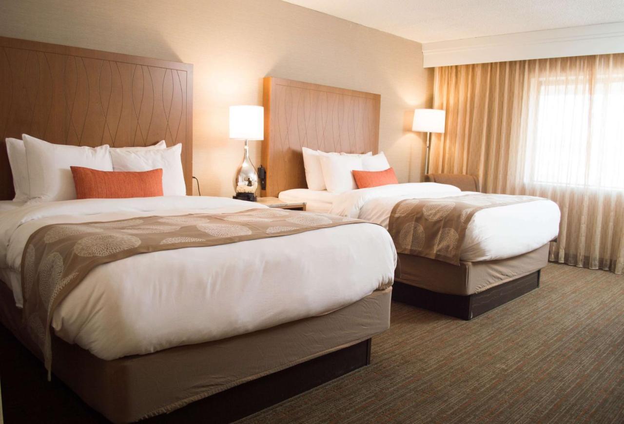 Radisson Hotel Detroit-فارمنجتون هيلز المظهر الخارجي الصورة